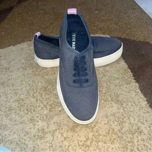 Steve Madden tennis shoes